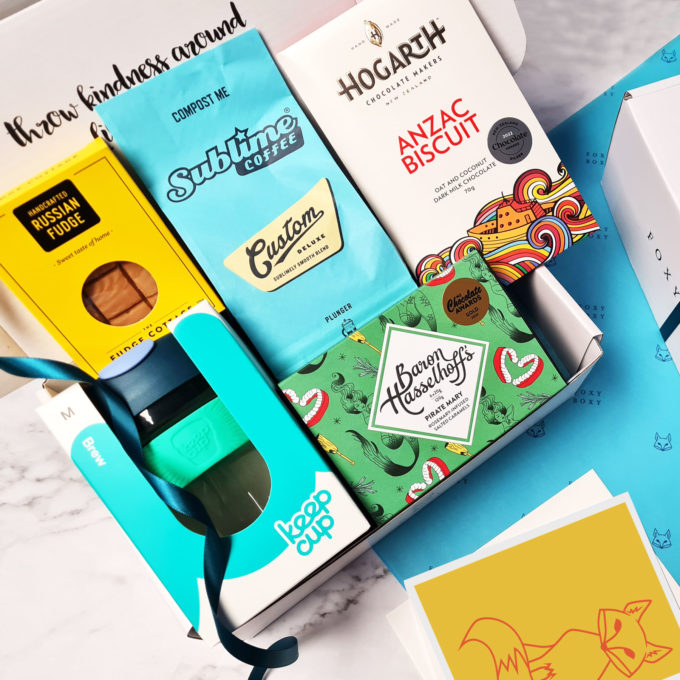 Coffee To Go gift box by FOXY BOXY. Coffee hamper with Keepcup, coffee and treats