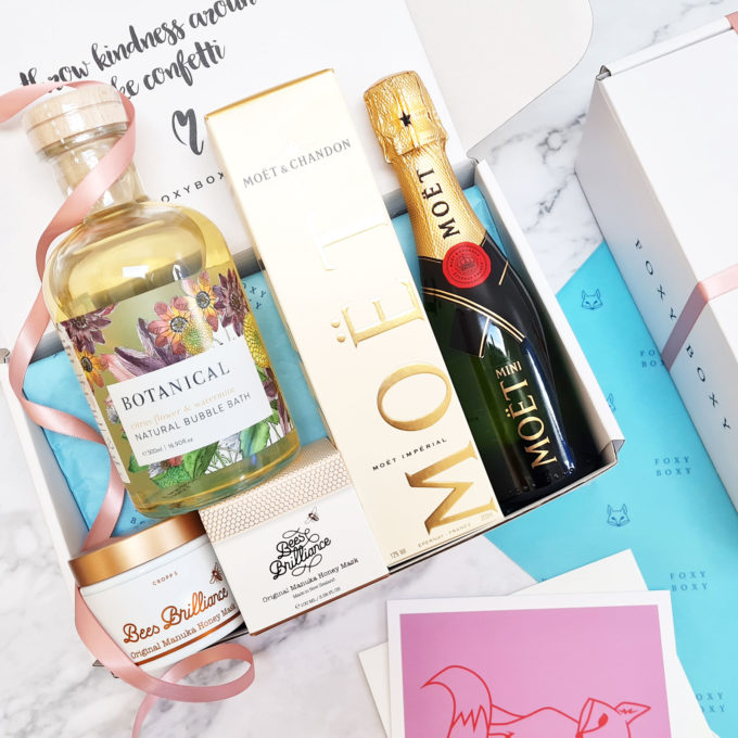 Pretty Gold Gift Box, FOXY BOXY NZ, Mini Moet Champagne, Luxury Bubble Bath, Manuka Honey Face Mask