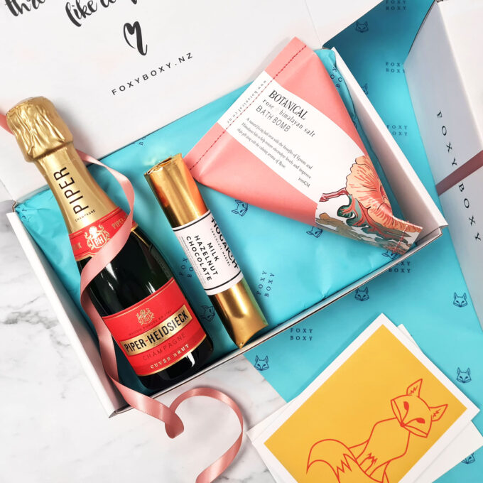 Olivia Gift Box from FOXY BOXY. Cute Champagne hamper for her. New Zealand wide delivery.