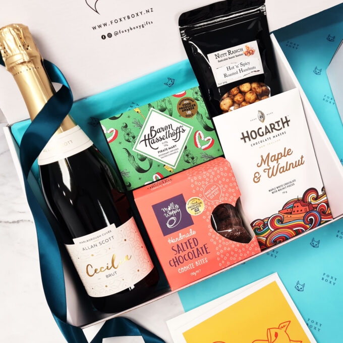 The Foxy Hamper by FOXY BOXY. NZ Bubbles and NZ made treats.