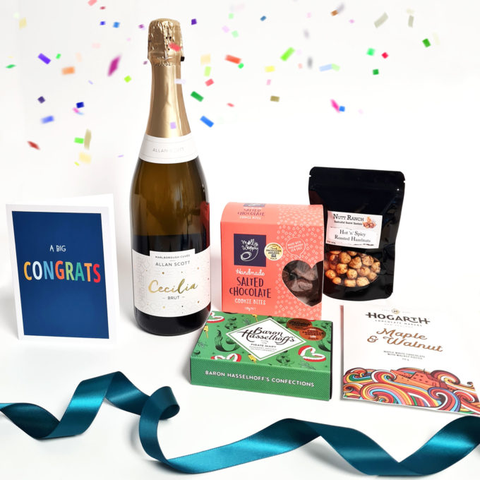 The Foxy Hamper featuring a delectable bottle of NZ Bubbles and the most delicious treats.
