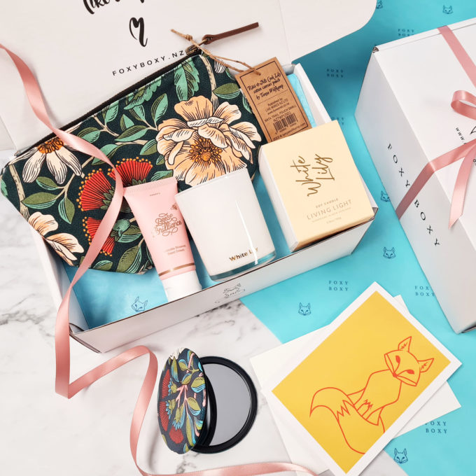 A Little Something Special gift box by FOXY BOXY. Quality hand cream, scented candle, compact mirror and gorgeous pouch.