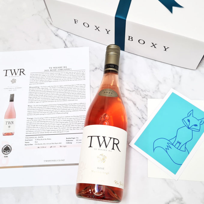 New Zealand Rosé wine gift with tasting notes