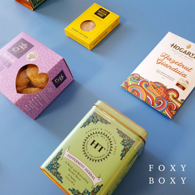 Peppermint Tea & Treats gift box by FOXY BOXY