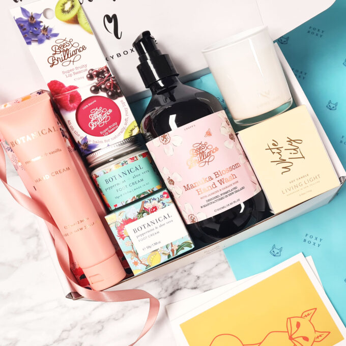 Pamper Her gift box by FOXY BOXY. Featuring 5 wonderful pamper products from our Nelson/Tasman region.
