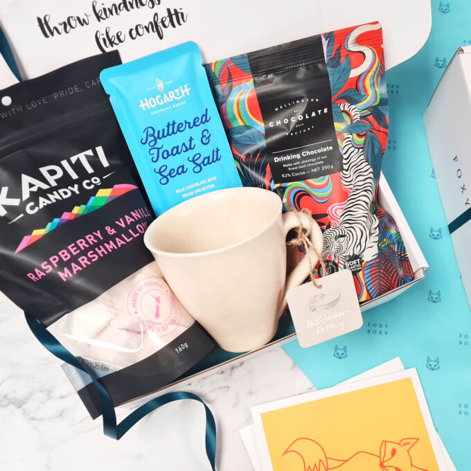 Hot Choc Love gift box by FOXY BOXY. Delivered New Zealand wide. Features McGlashen pottery mug, Kapiti Candy fresh marshmallows, Wellington Chocolate Factory drinking chocolate, Hogarth award-winning chocolate