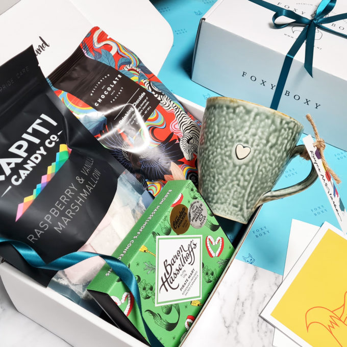 Hot Chocolate gift box featuring pottery heart mug FOXY BOXY NZ