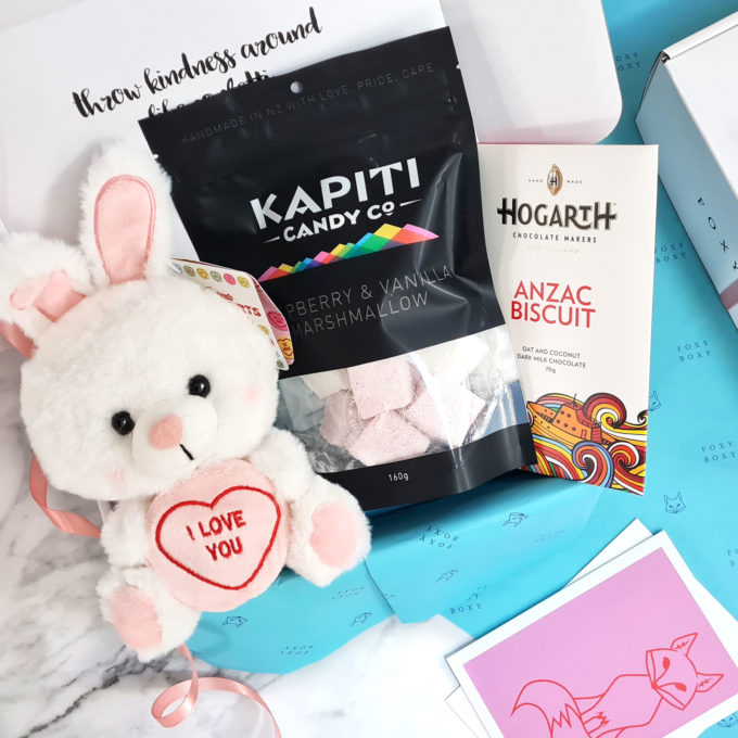 Betty Bunny gift box by FOXY BOXY, featuring cute bunny plush, marshmallows and milk chocolate