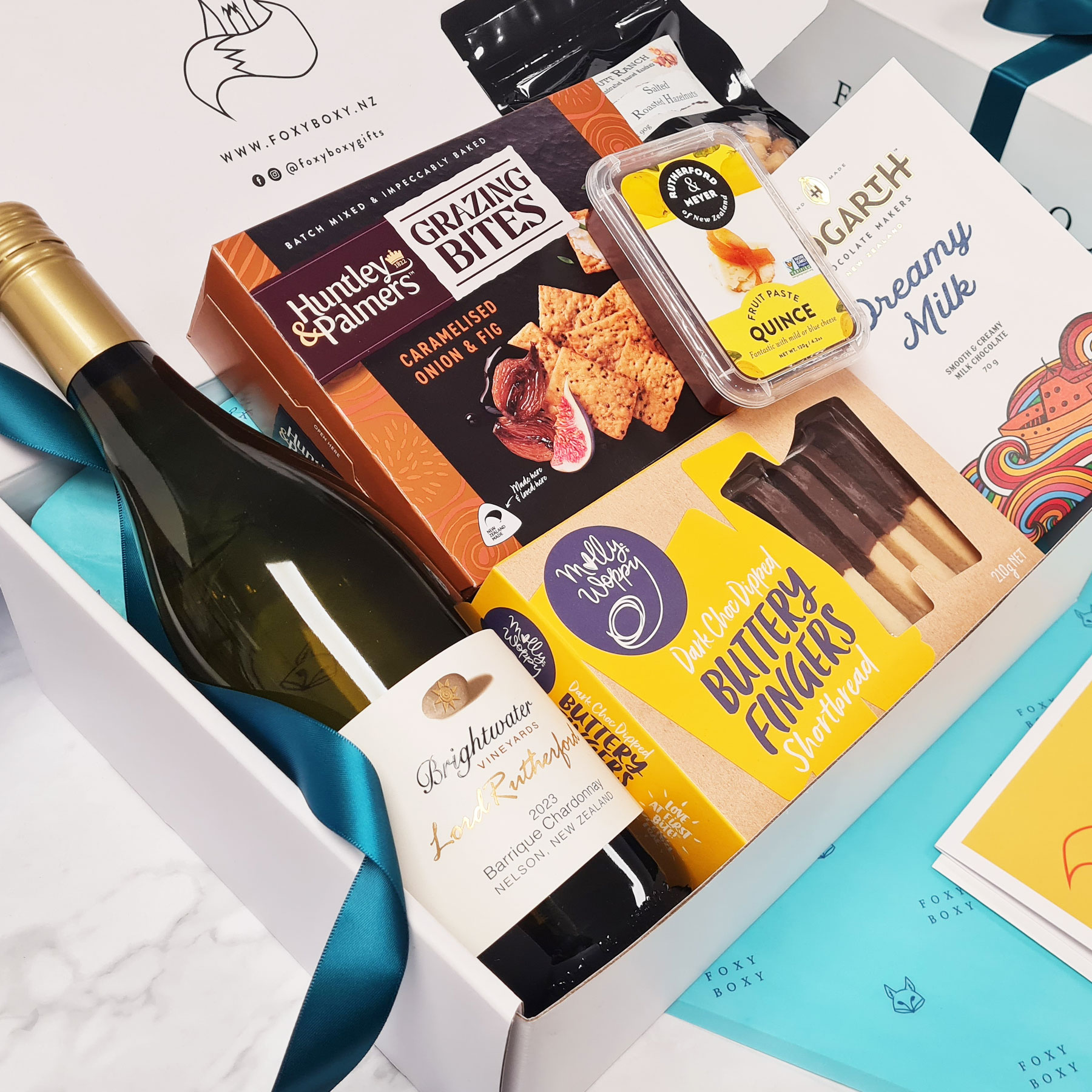 FOXY-BOXY-Nelson-chardonnay-and-nibbles-hamper-New-Zealand-wine-gift-box-delivered