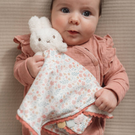 Miffy X Little Dutch Lucky Blossoms Cuddle Blanket