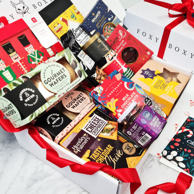 Merry Gathering gift box by FOXY BOXY, the ultimate huge family Christmas hamper delivered to their door.