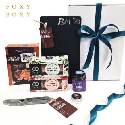 FOXY BOXY Deluxe Cheeseboard Hamper
